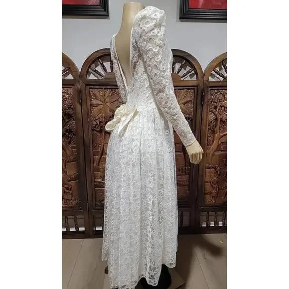 VINTAGE ILGWU UNION MADE FITS SIZE S AFL-CIO WEDDING DRESS IVORY LACE SATIN #7 - Picture 4 of 11